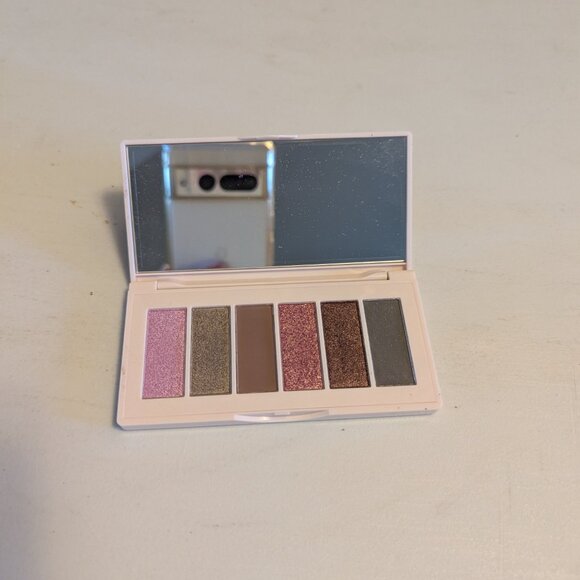 Coloured Raine Vinyard Soiree Eyeshadow Palette - Picture 2 of 2